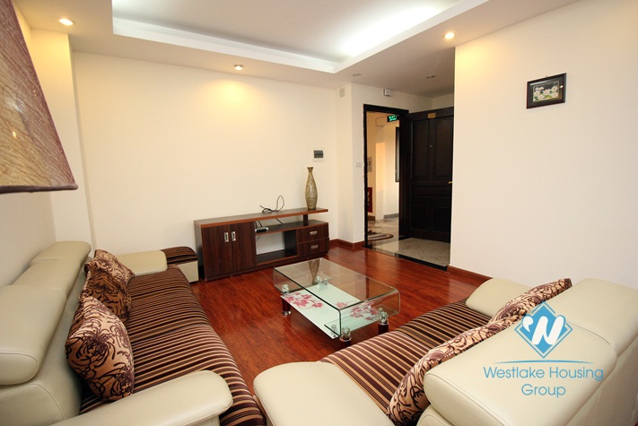 A high floor, 3 bedroom apartment for rent in central Westlake, Tay Ho